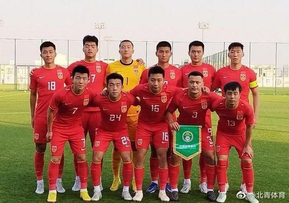 午夜国产情侣拍视频